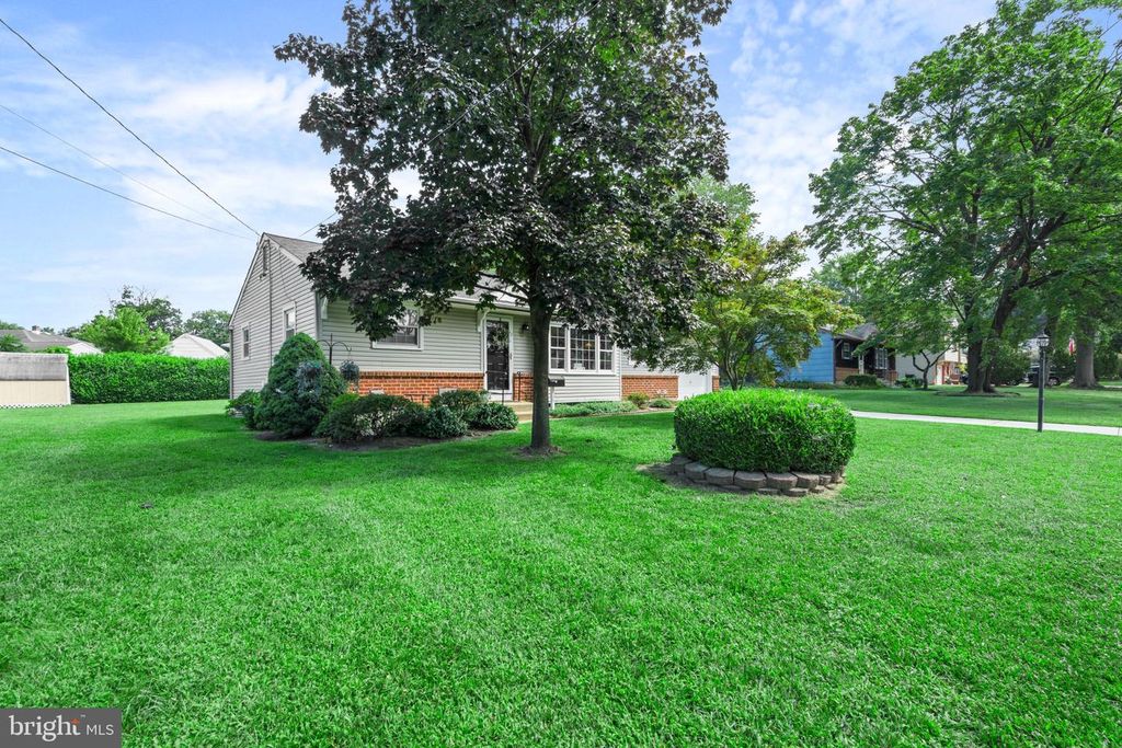 608 HAMILTON DR, CINNAMINSON, NJ 08077 — photo 3