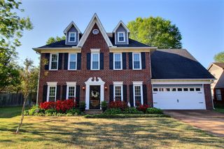 573 MERRIWEATHER DR, Collierville, TN 38017