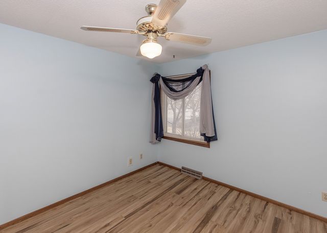 3590 Devils Glen Road 0, Bettendorf, IA 52722