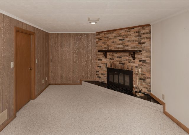 3590 Devils Glen Road 0, Bettendorf, IA 52722