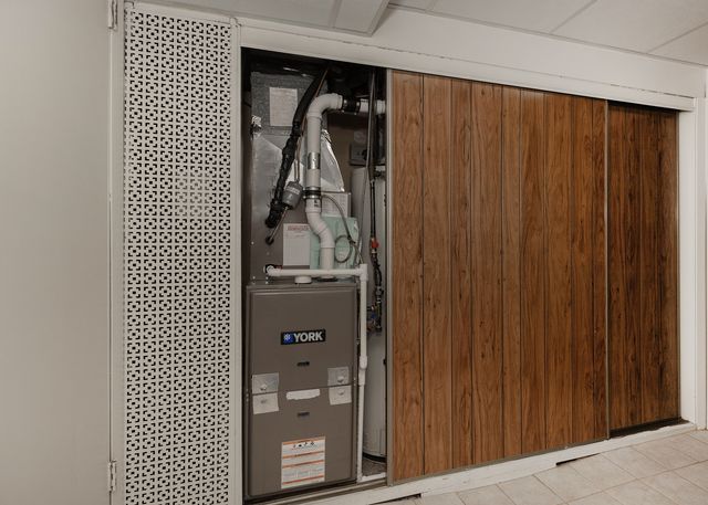 3590 Devils Glen Road 0, Bettendorf, IA 52722