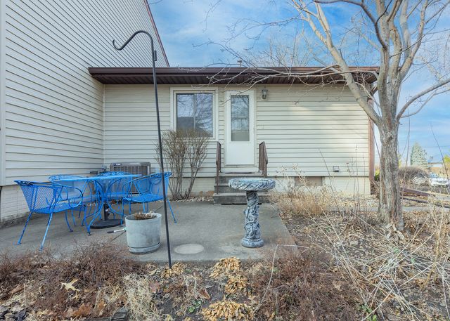 3590 Devils Glen Road 0, Bettendorf, IA 52722