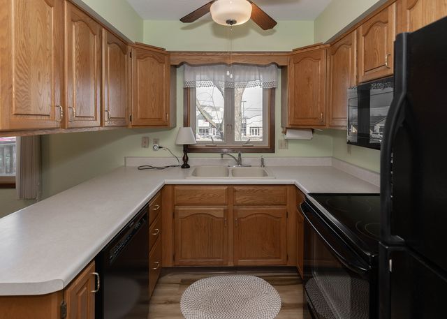 3590 Devils Glen Road 0, Bettendorf, IA 52722