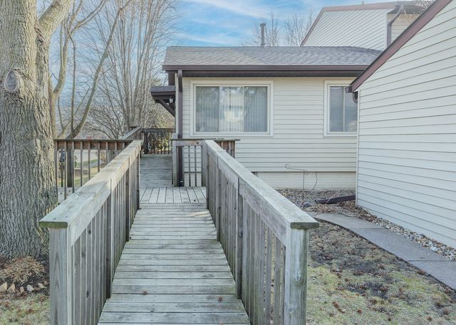 3590 Devils Glen Road 0, Bettendorf, IA 52722