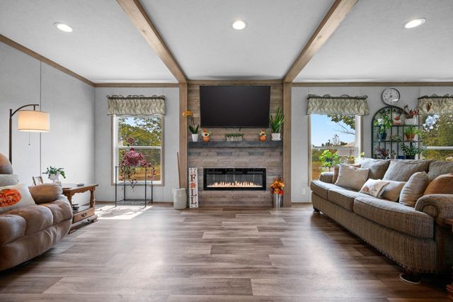 3006 Slayden Marion Rd, Cumberland Furnace, TN 37051