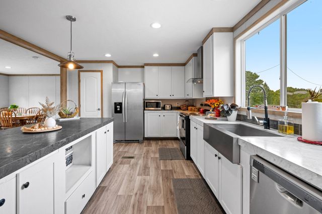 3006 Slayden Marion Rd, Cumberland Furnace, TN 37051