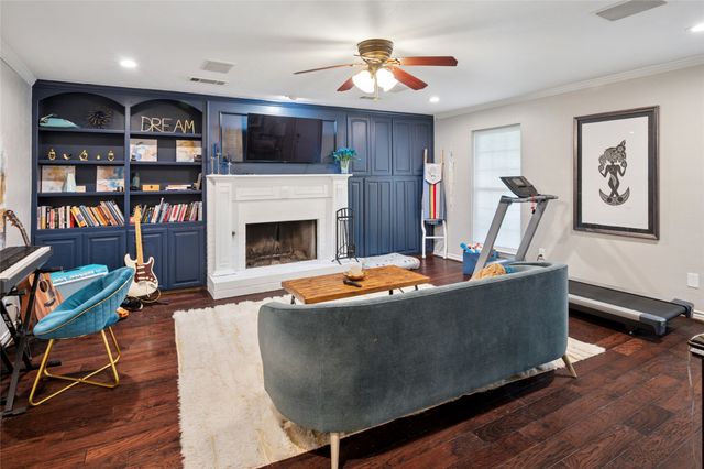 2705 Prairie Creek Court, Plano, TX 75075