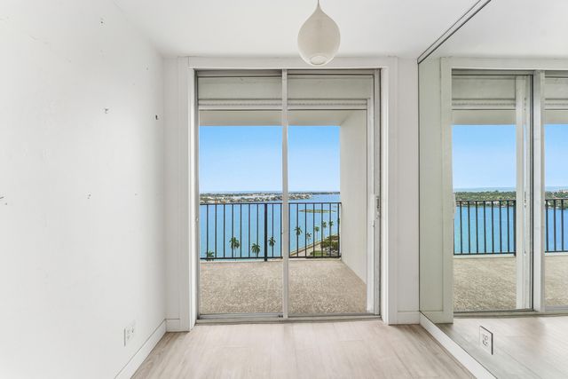 1701 S Flagler Drive 1806, West Palm Beach, FL 33401