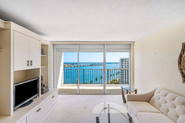 1701 S Flagler Drive 1806, West Palm Beach, FL 33401