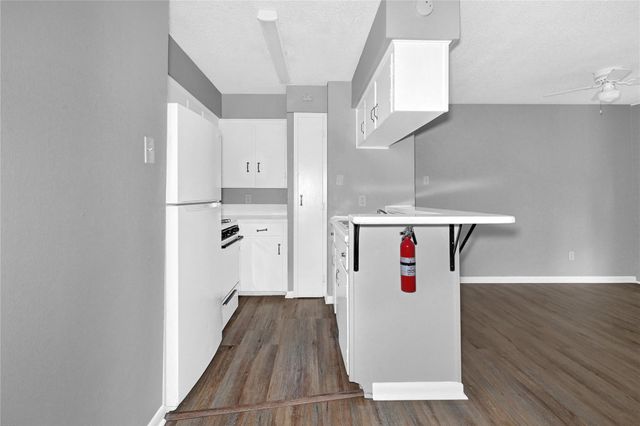 1200 Carolyn Ct 19, Humble, TX 77338