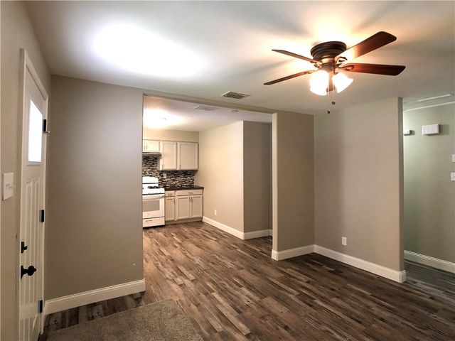 2409 Crews St 2409, Corpus Christi, TX 78405
