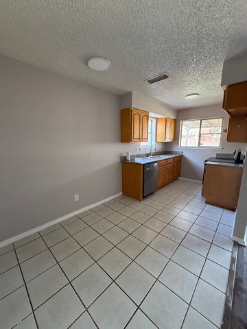 1925 Coleta Place, Garland, TX 75040