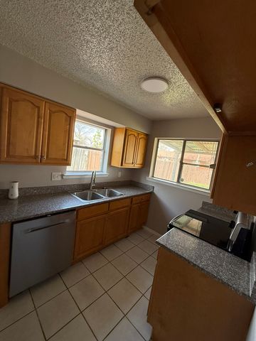 1925 Coleta Place, Garland, TX 75040