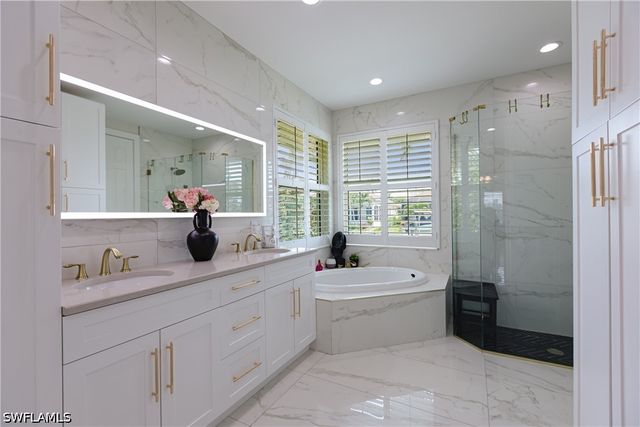 1045 Cottonwood CT, Marco Island, FL 34145