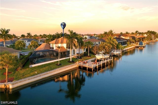 1045 Cottonwood CT, Marco Island, FL 34145