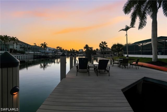 1045 Cottonwood CT, Marco Island, FL 34145