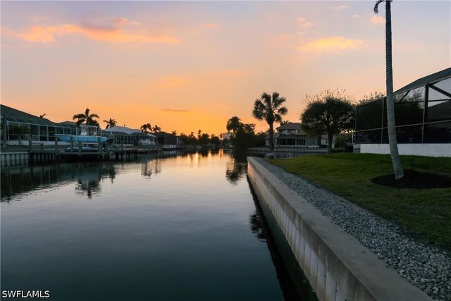 1045 Cottonwood CT, Marco Island, FL 34145