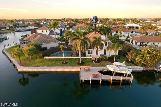 1045 Cottonwood CT, Marco Island, FL 34145