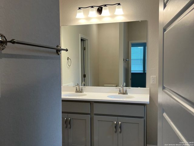 8234 Sunrise Glen, Schertz, TX 78154