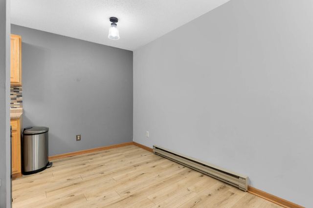 14115 Pennock Avenue 303, Apple Valley, MN 55124