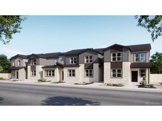 2046 S Jackson Gap St, Aurora, CO 80018