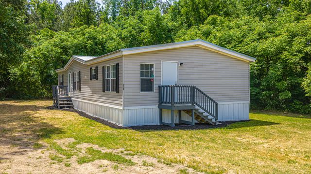 210 Grass Road, Saint Stephen, SC 29479