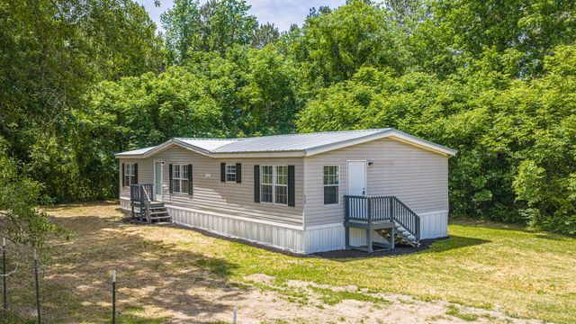 210 Grass Road, Saint Stephen, SC 29479