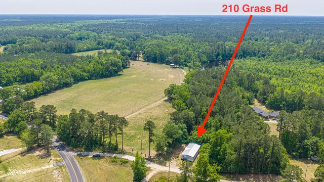 210 Grass Road, Saint Stephen, SC 29479
