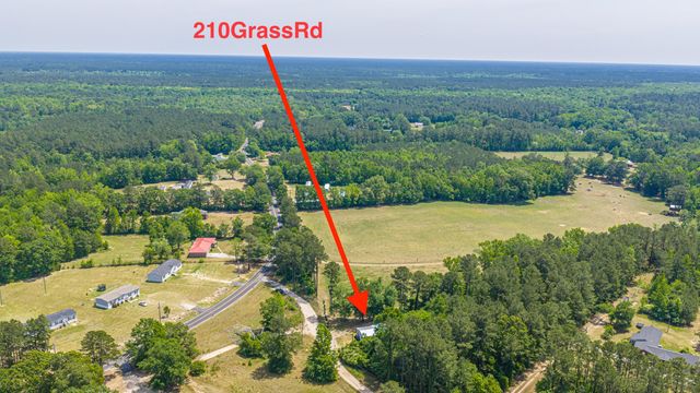 210 Grass Road, Saint Stephen, SC 29479