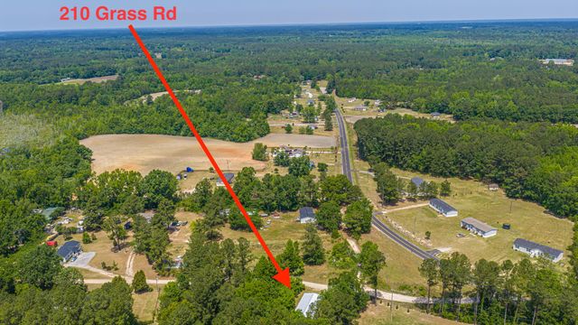 210 Grass Road, Saint Stephen, SC 29479