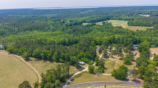 210 Grass Road, Saint Stephen, SC 29479