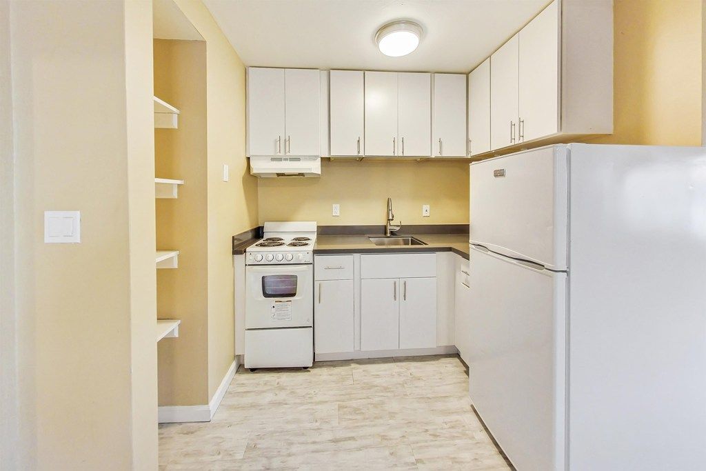 Image 14 of property listing at 3257 Delaware St, Oakland, CA 94602