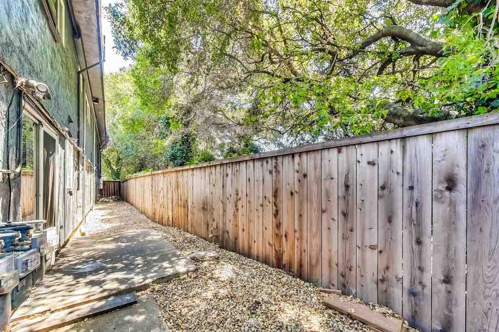 Image 36 of property listing at 3257 Delaware St, Oakland, CA 94602