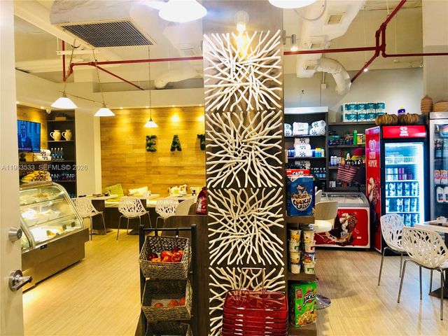 10275 Collins Ave 427, Bal Harbour, FL 33154