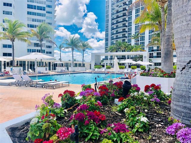 10275 Collins Ave 427, Bal Harbour, FL 33154