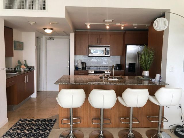 10275 Collins Ave 427, Bal Harbour, FL 33154