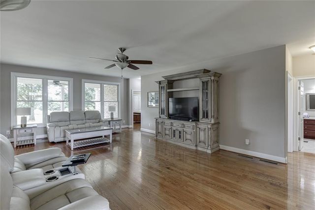563 Martin Road, Talmo, GA 30575