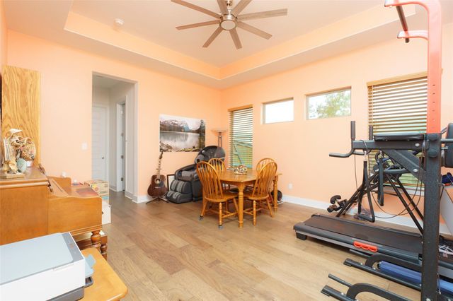 816 Paseo De Castana WAY, Leander, TX 78641