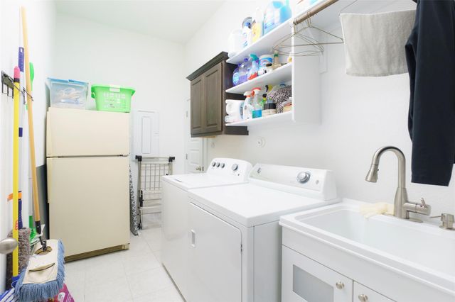 816 Paseo De Castana WAY, Leander, TX 78641