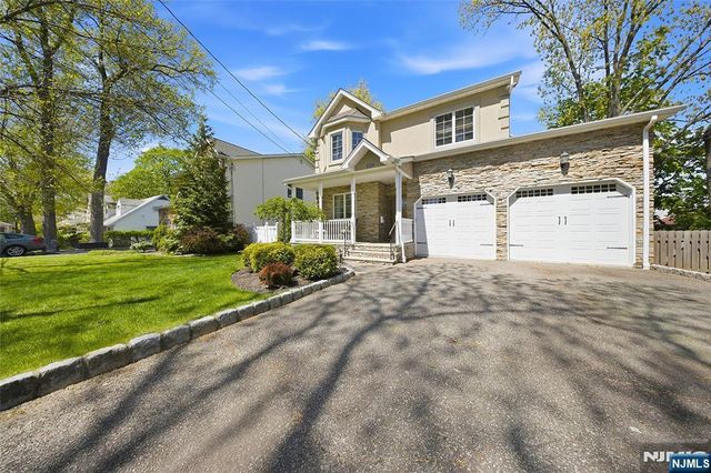 236 Dixon Avenue, Dumont, NJ 07628