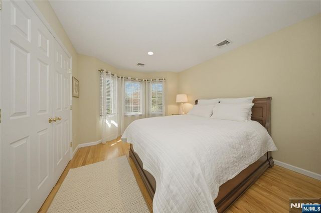 236 Dixon Avenue, Dumont, NJ 07628