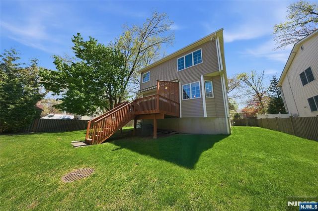 236 Dixon Avenue, Dumont, NJ 07628