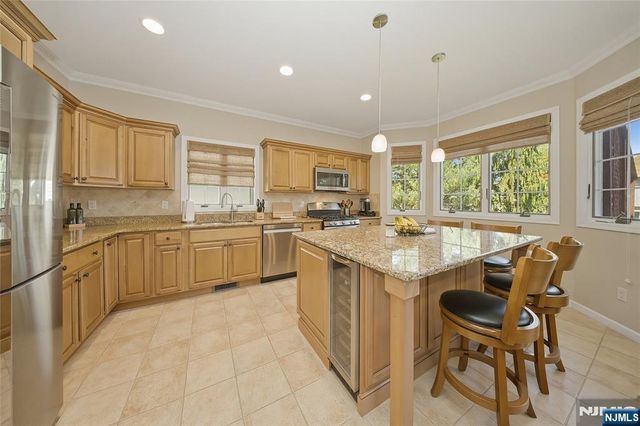 236 Dixon Avenue, Dumont, NJ 07628