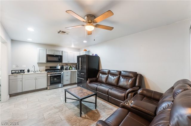 413 North Lamb Boulevard C, Las Vegas, NV 89110