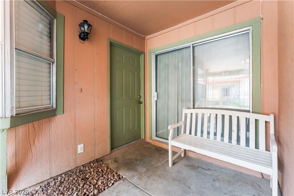413 North Lamb Boulevard C, Las Vegas, NV 89110 — photo 4