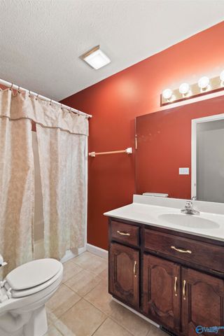 20820 Johnson Road, Athens, AL 35613