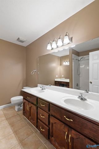 20820 Johnson Road, Athens, AL 35613