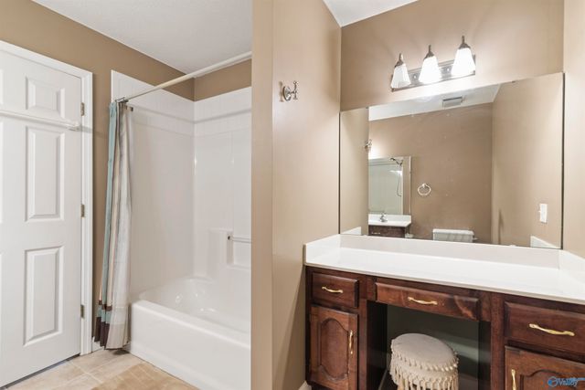 20820 Johnson Road, Athens, AL 35613