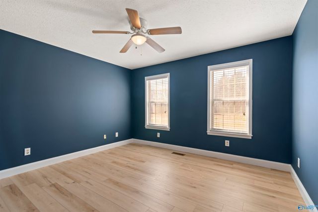 20820 Johnson Road, Athens, AL 35613