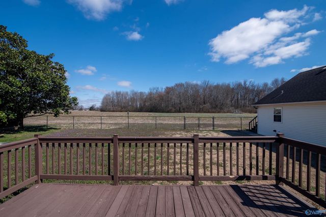 20820 Johnson Road, Athens, AL 35613